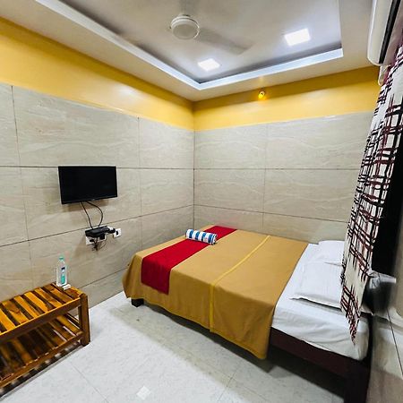 Gsr Residency Otel Kanchipuram Dış mekan fotoğraf