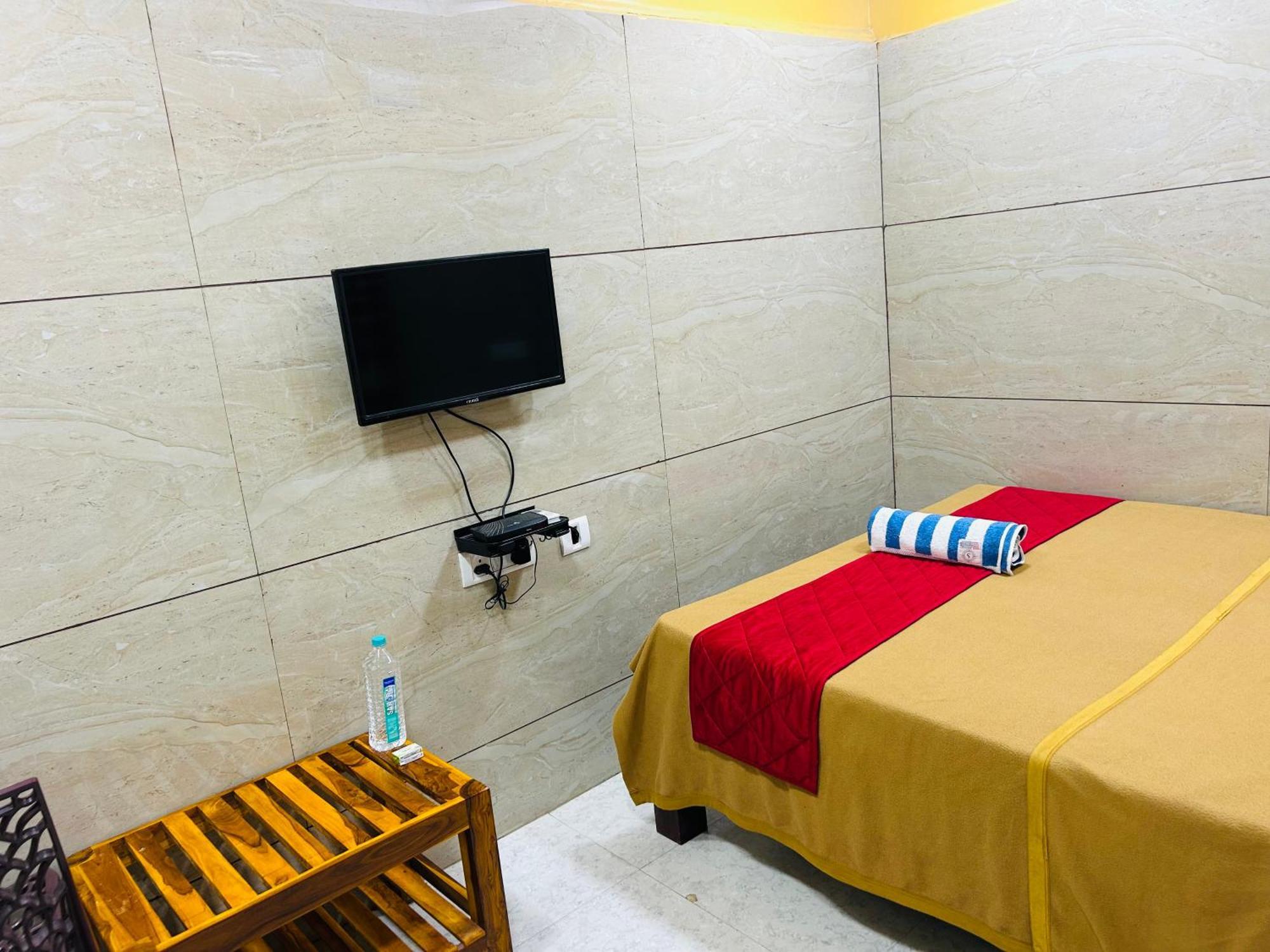 Gsr Residency Otel Kanchipuram Dış mekan fotoğraf